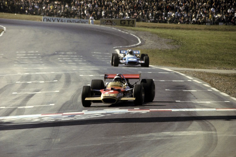 Rindt vor Jackie Stewart