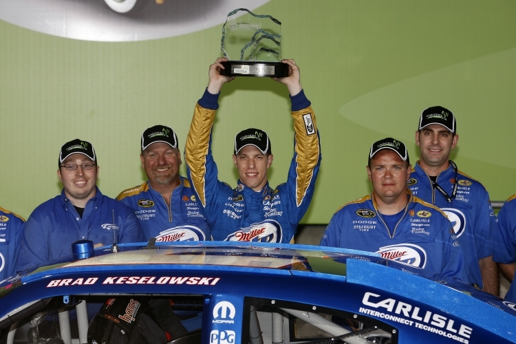 Brad Keselowski mit seinem ersten Pole-Award in 2011