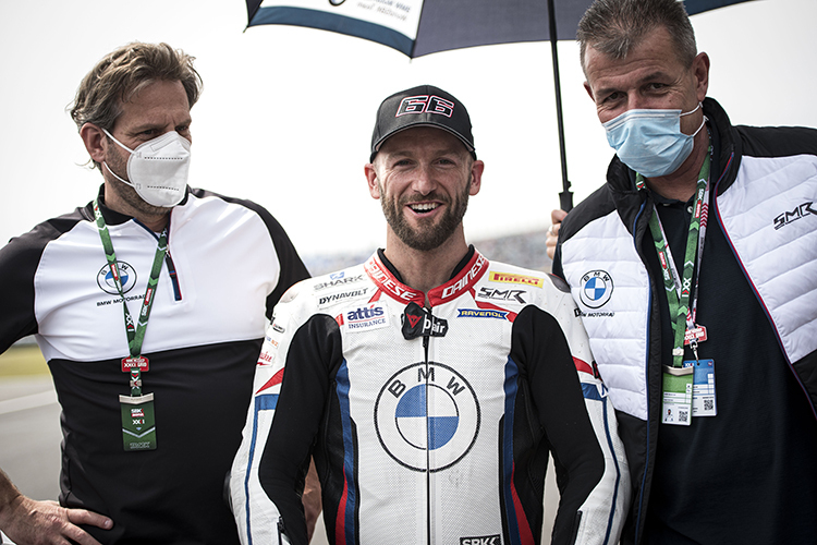 Tom Sykes (Mitte) mit BMW-Chef Dr. Markus Schramm