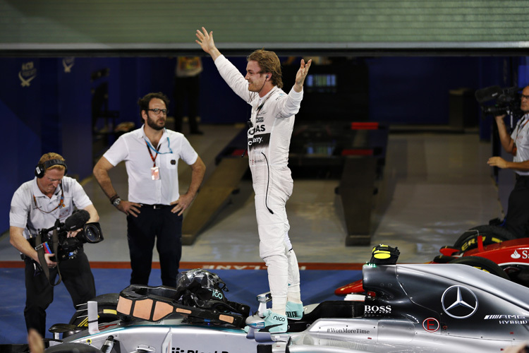 Nico Rosberg hat den Hattrick geschafft