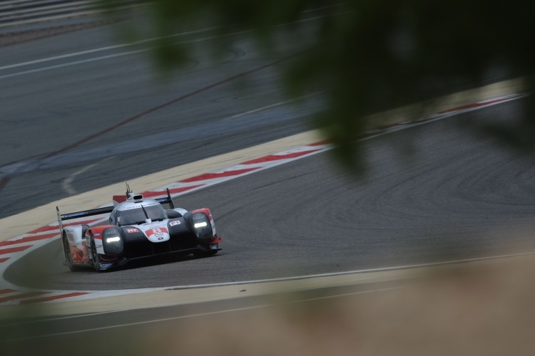 Der Toyota TS050 Hybrid der Tabellenführer Sébastien Buemi, Kazuki Nakajima und Brendon Hartley