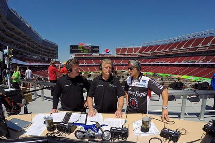 Ken Roczen gab in Santa Clara Interviews und Autogramme