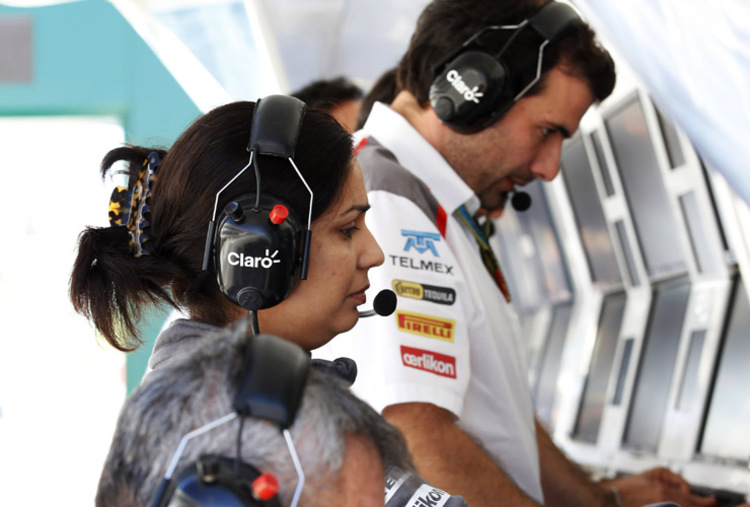 Sauber-Teamchefin Monisha Kaltenborn weiss: «Es ist uns nicht gelungen, WM-Punkte einzufahren, was in der Geschichte des Rennstalls bisher nie vorgekommen war. Gründe dafür gibt es zahlreiche»