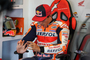 Marc Márquez vier Tage nach der ersten Oberarm-OP in der Honda-Box