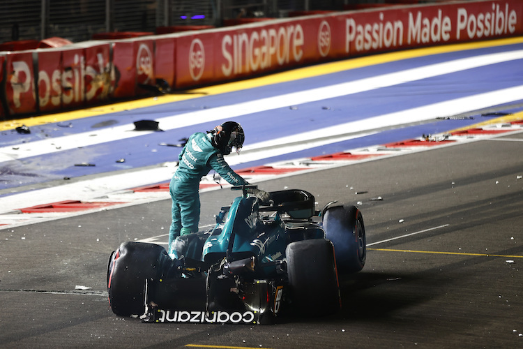 Lance Stroll wenige Sekunden nach seinem Unfall in Singapur