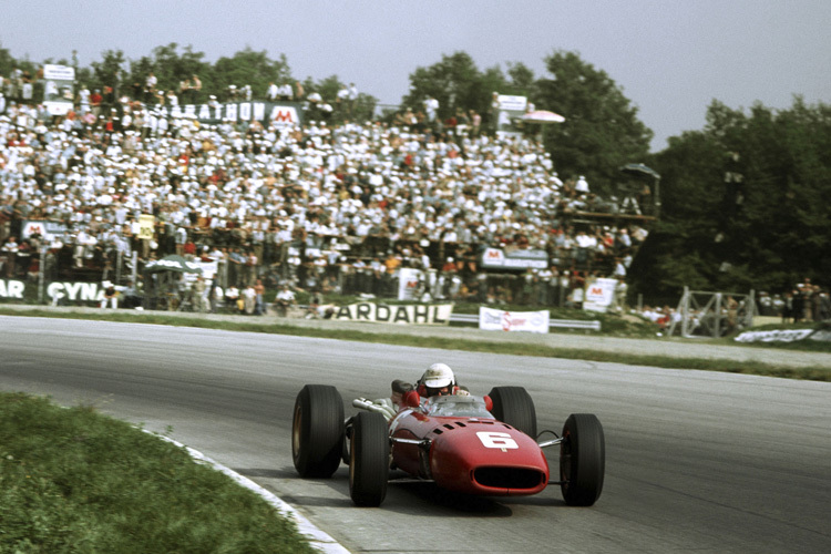Auflösung der Vorwoche: Ludovico Scarfiotti mit seinem Ferrari in Monza 1966