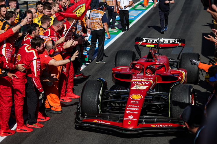 Carlos Sainz hat den Grand Prix von Australien gewonnen