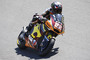 Sam Lowes behielt in FP2 die Nerven und übernahm spät P1