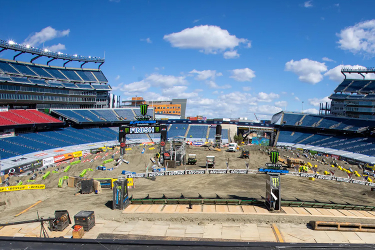 In Foxborough findet der 13. Lauf der US Supercross-Meisterschaften statt