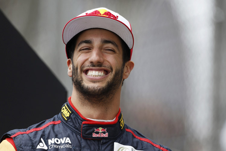 Formel-1-Debütfahrt in Sri Lanka: Daniel Ricciardo darf in diesem Jahr noch einmal im Formel-1-Renner Gas geben