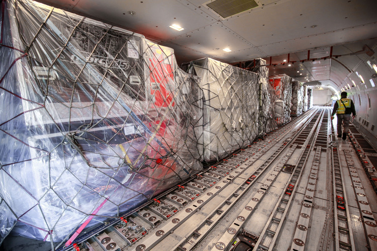 So sieht es im Innern der 747-Fracht-Jumbos aus