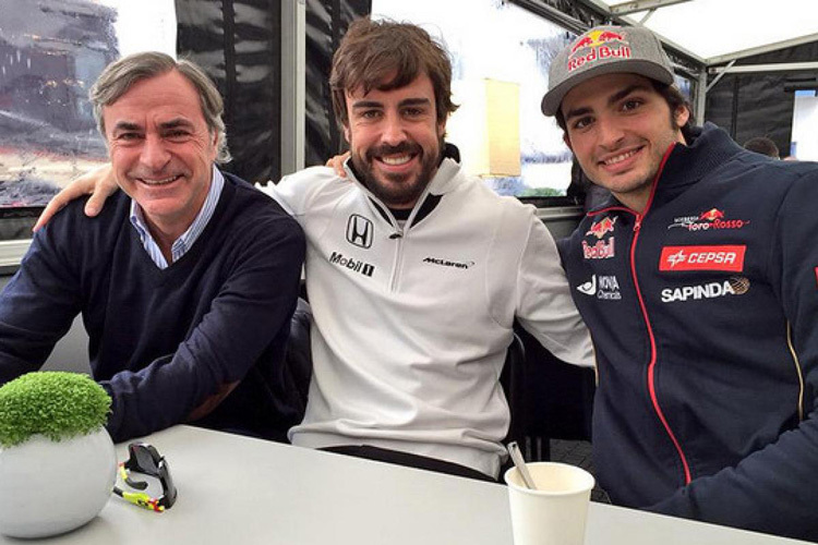 Fernando Alonso mit Carlos Sainz senior und junior