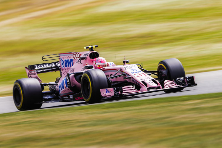 Esteban Ocon kämpfte gleich mit mehreren Techniksorgen