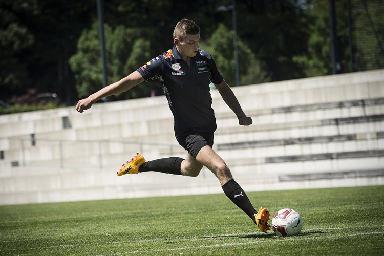 Max Verstappen: Auf dem Fussballplatz mehr Spass als im Rennwagen