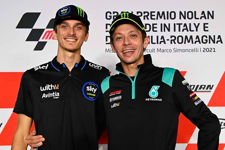 Valentino Rossi sucht Geldgeber für das MotoGP-Propjekt mit Bruder Luca Marini (li.)