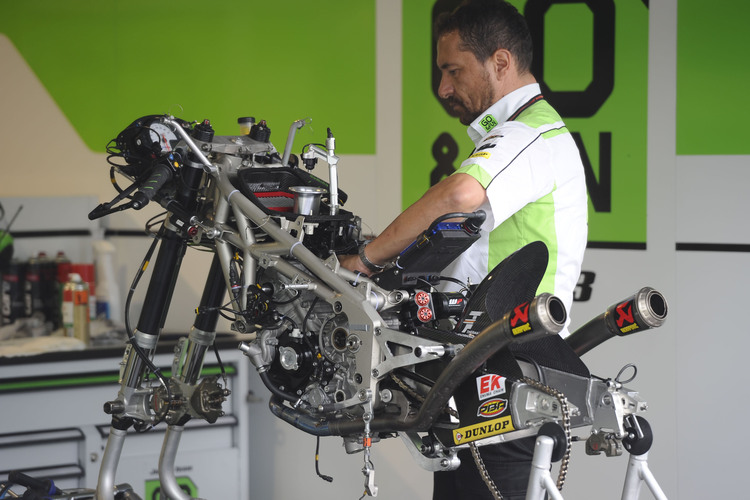 Die Moto3-KTM des Jahrgangs 2014 mit dem Gitterohrstahlrahmen (Gresini-Team)