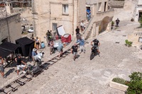 Am Filmset der neuesten Episode um James Bond: Triumph Tiger 900 und Scrambler 1200