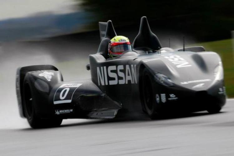 Michael Krumm im DeltaWing in Snetterton