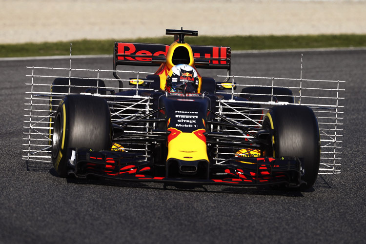 Daniel Ricciardo ist derzeit der schnellste Mann auf der Piste