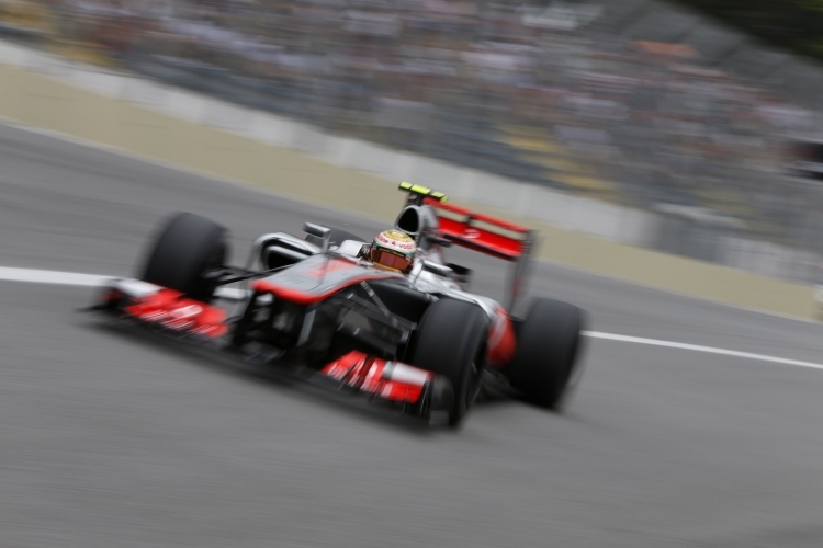 Lewis Hamilton startet beim letzten Saisonrennen von Platz 1