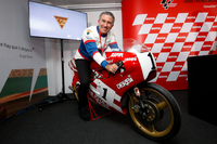 Jorge Martinez auf seiner 80er-Derbi