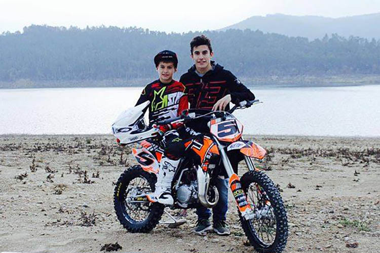 Raul Sanchez mit Marc Márquez