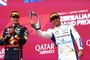 Carlos Sainz mit Sieger Verstappen in Baku