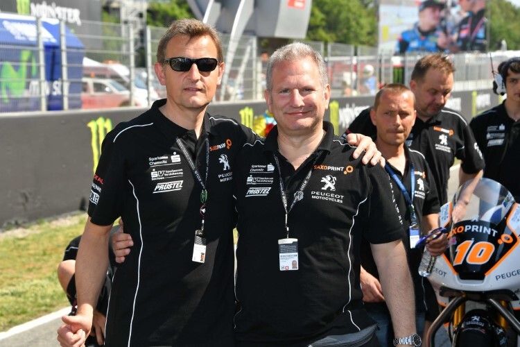 Teambesitzer Ingo Prüstel und Peugeot-Chef Enrico Pellegrino