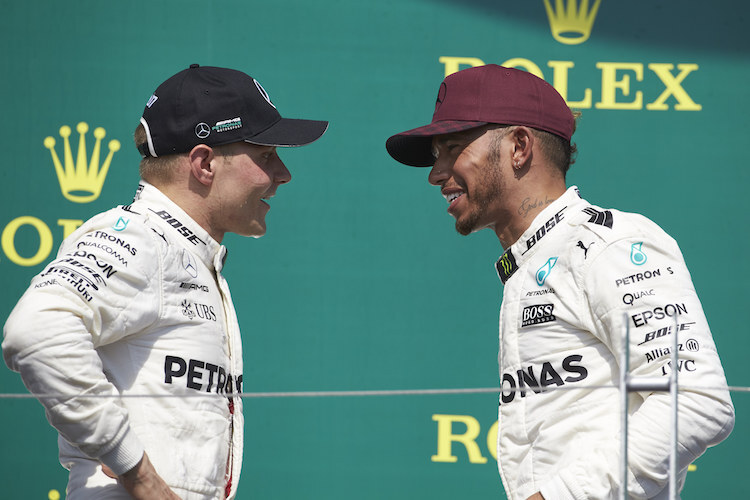 Valtteri Bottas und Lewis Hamilton