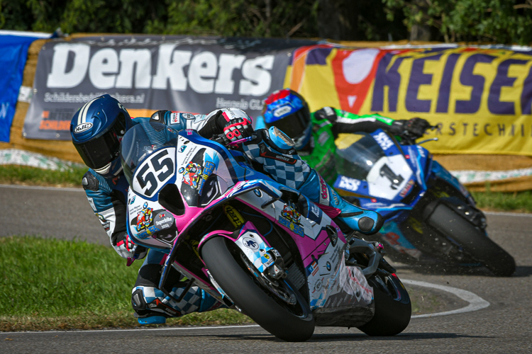 Werden David Datzer (55) und Lukas Maurer (1) bei der IRRC Superbike in Schleiz den Ton angeben