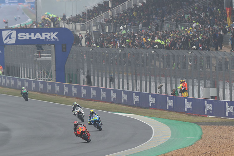 Düstere Stimmung in Le Mans: Pol Espargaró im Regen unterwegs