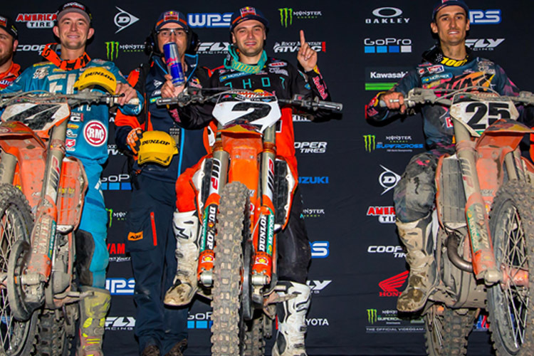 Mit Cooper Webb, Marvin Musquin und Blake Baggett standen in Oakland gleich drei KTM-Piloten auf dem Podium