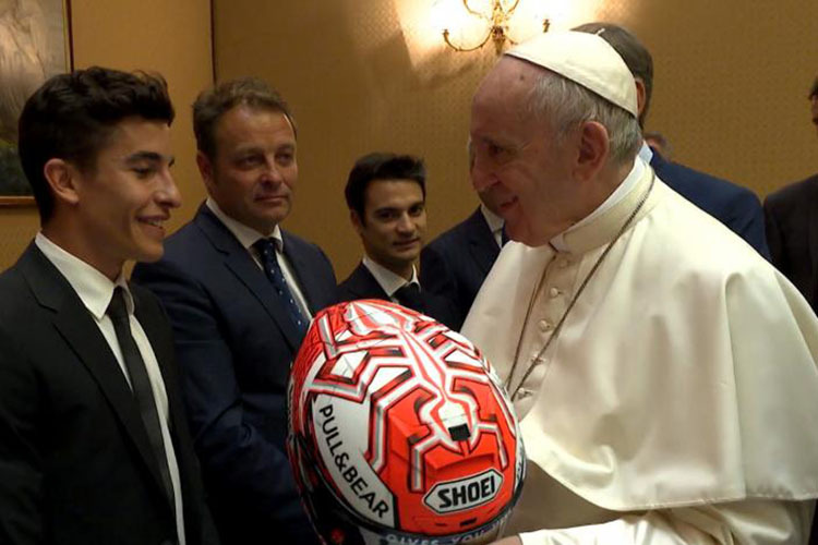 Marc Márquez mit dem Papst