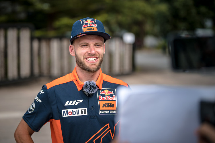 Brad Binder (28) lässt sich nicht so schnell aus dem Konzept bringen