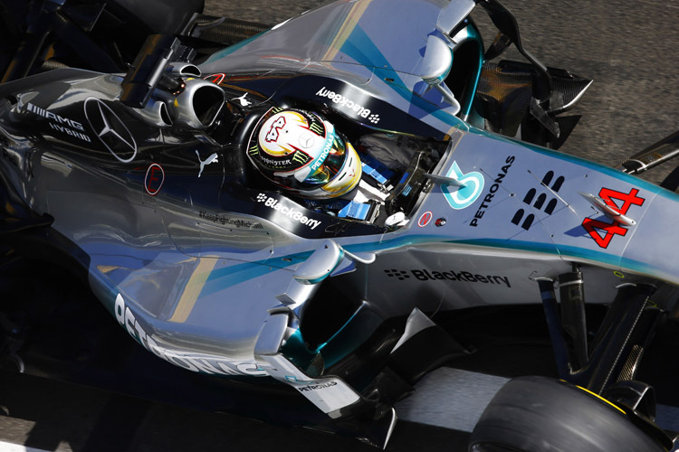 Lewis Hamilton sicherte sich in Sotschi mit 1:38,513 min die Pole