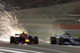 Zwischen Max Verstappen (links) und Lewis Hamilton fliegen die Funken