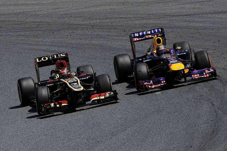 Noch liegt Kimi Räikkönen (links) vier Punkte hinter WM-Leader Vettel