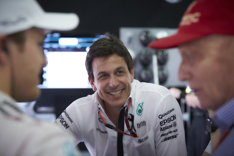 Toto Wolff mit Nico Rosberg und Niki Lauda