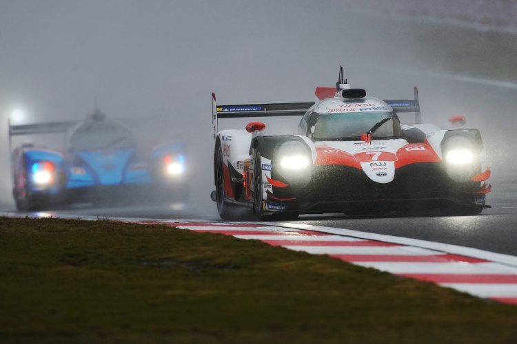 Der Toyota TS050 Hybrid von Mike Conway, Kamui Kobayashi und José María López gewann bei der FIA WEC in Shanghai