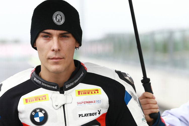 Markus Reiterberger sitzt in wenigen Tagen wieder auf seiner BMW S1000RR