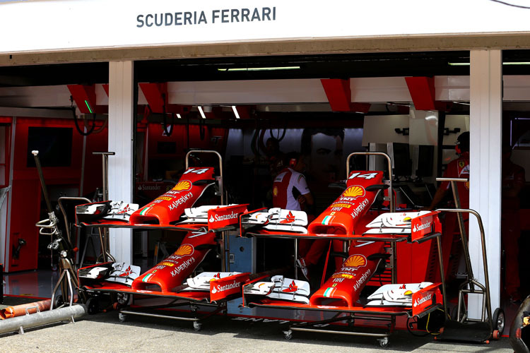 Viel Gepäck: Ferrari muss an jedem Rennwochenende auch eine logistische Herausforderung meistern