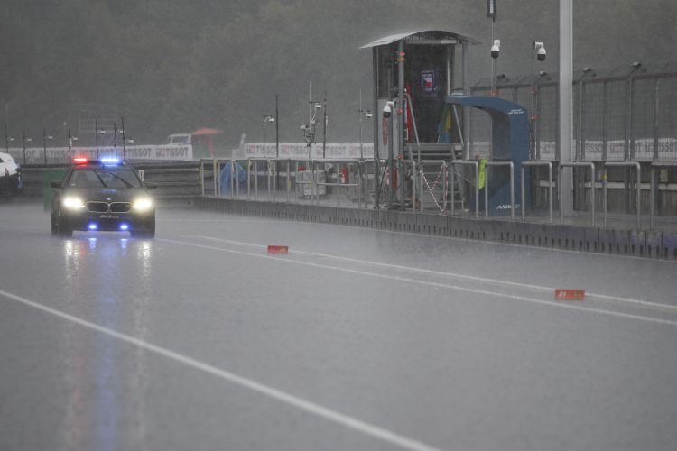 Safety Car
