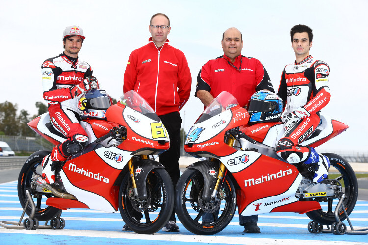 Arthur Sissis neben Technical Director Davide Borghesi, Mahindra-CEO Mufaddal Choonia  und Miguel Oliveira