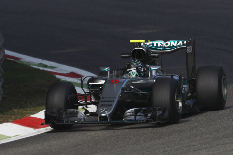 Nico Rosberg drehte mit 1:22,959 min die schnellste Runde im ersten freien Training zum Italien-GP