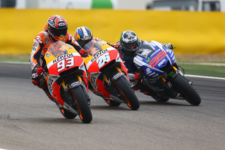 Harte Fights in der Saison 2014: Marc Márquez (93) vor Pedrosa (26) und Lorenzo