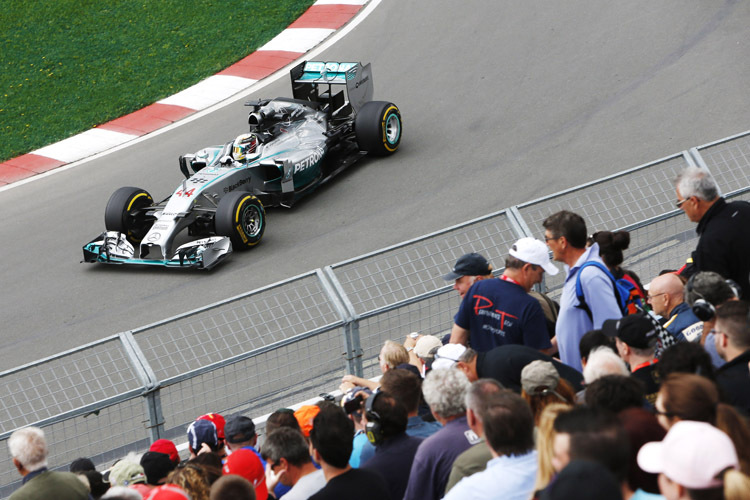 Schnell, aber nicht zufrieden: Lewis Hamilton im dritten freien Training zum Kanada-GP