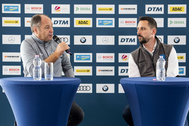 Florian Kamelger (re.) mit DTM-Chef Gerhard Berger