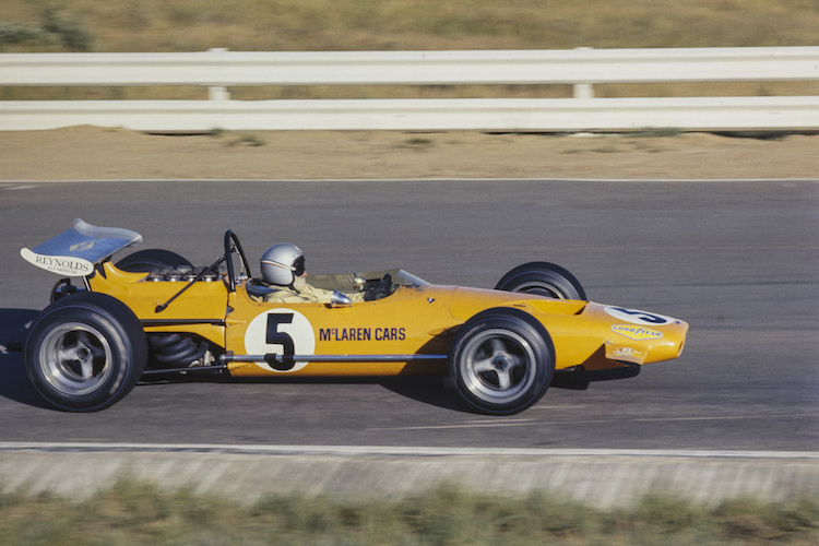 Bruce McLaren beim Südafrika-GP 1970