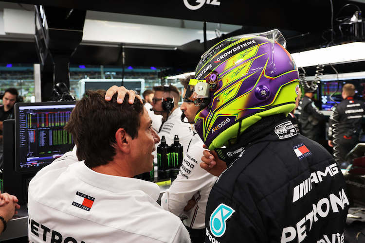 Mercedes-Teamchef Toto Wolff freute sich in Singapur über den 3. Platz von Lewis Hamilton
