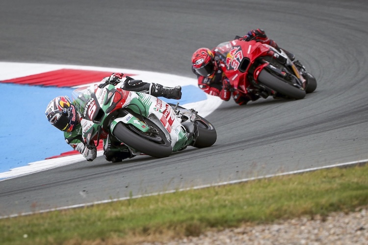 Honda-Pilot Johann Zarco vor Augusto Fernandez